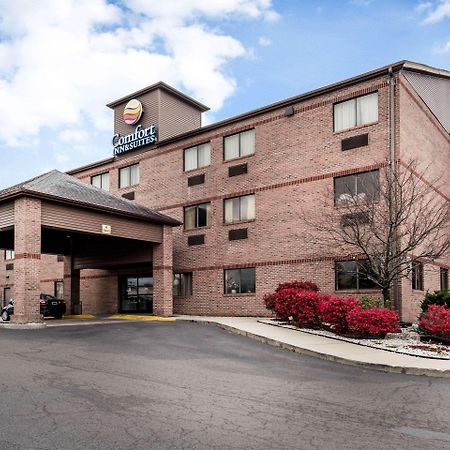 Comfort Inn & Suites Streetsboro - Kent Bagian luar foto