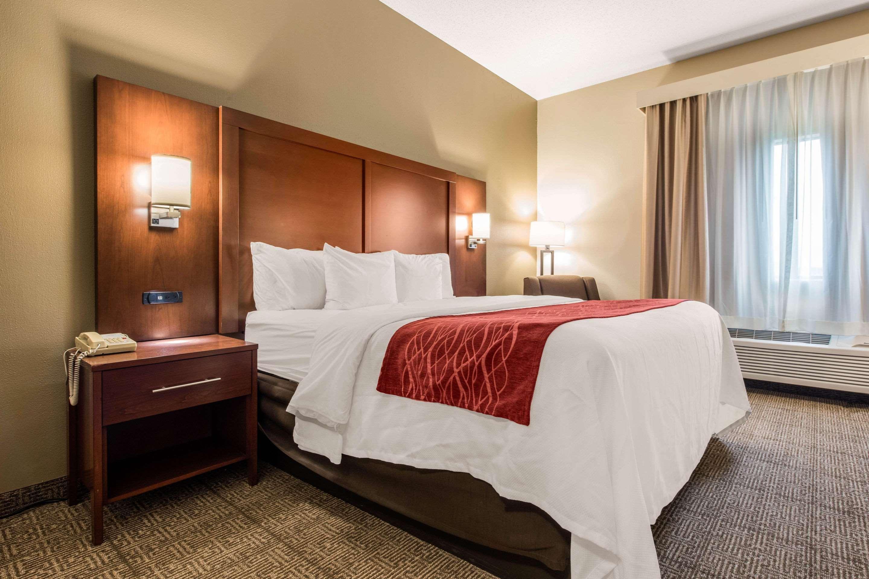 Comfort Inn & Suites Streetsboro - Kent Bagian luar foto