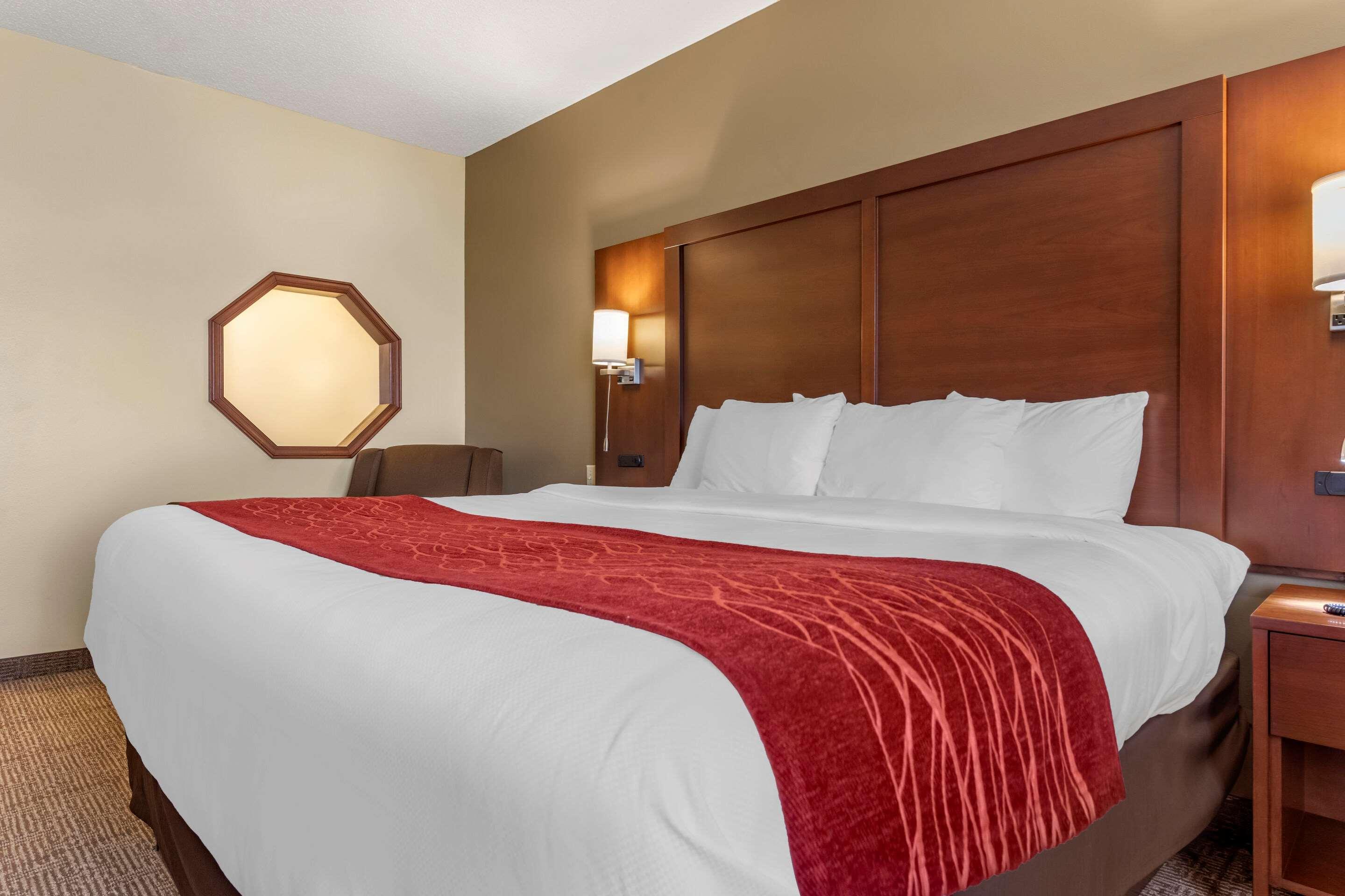 Comfort Inn & Suites Streetsboro - Kent Bagian luar foto