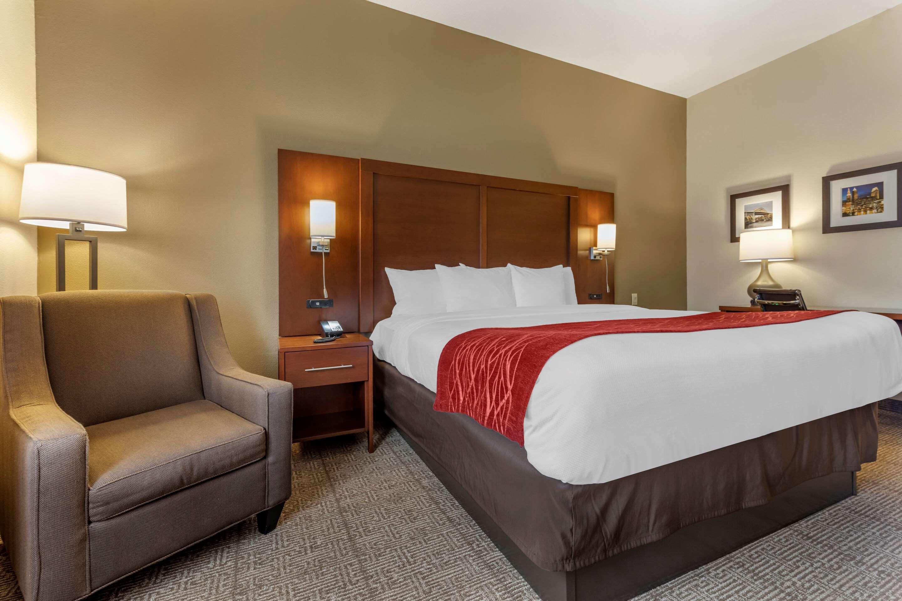 Comfort Inn & Suites Streetsboro - Kent Bagian luar foto