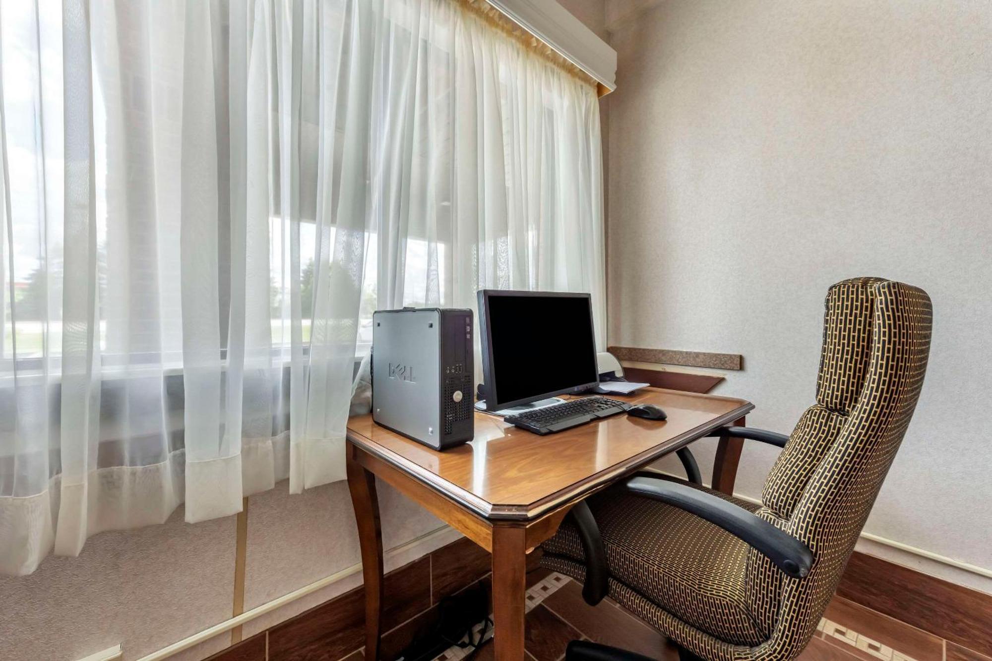 Comfort Inn & Suites Streetsboro - Kent Bagian luar foto