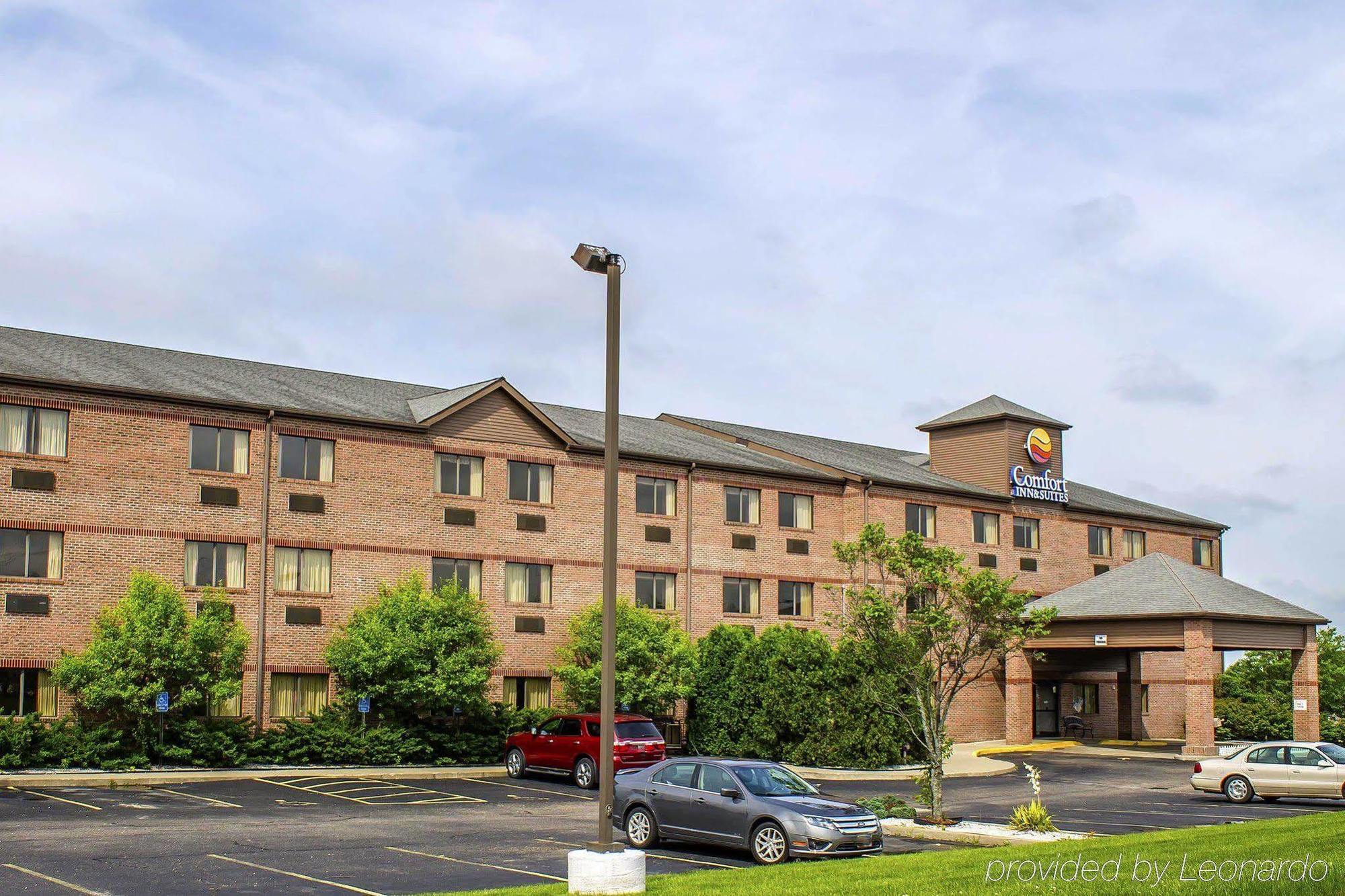 Comfort Inn & Suites Streetsboro - Kent Bagian luar foto