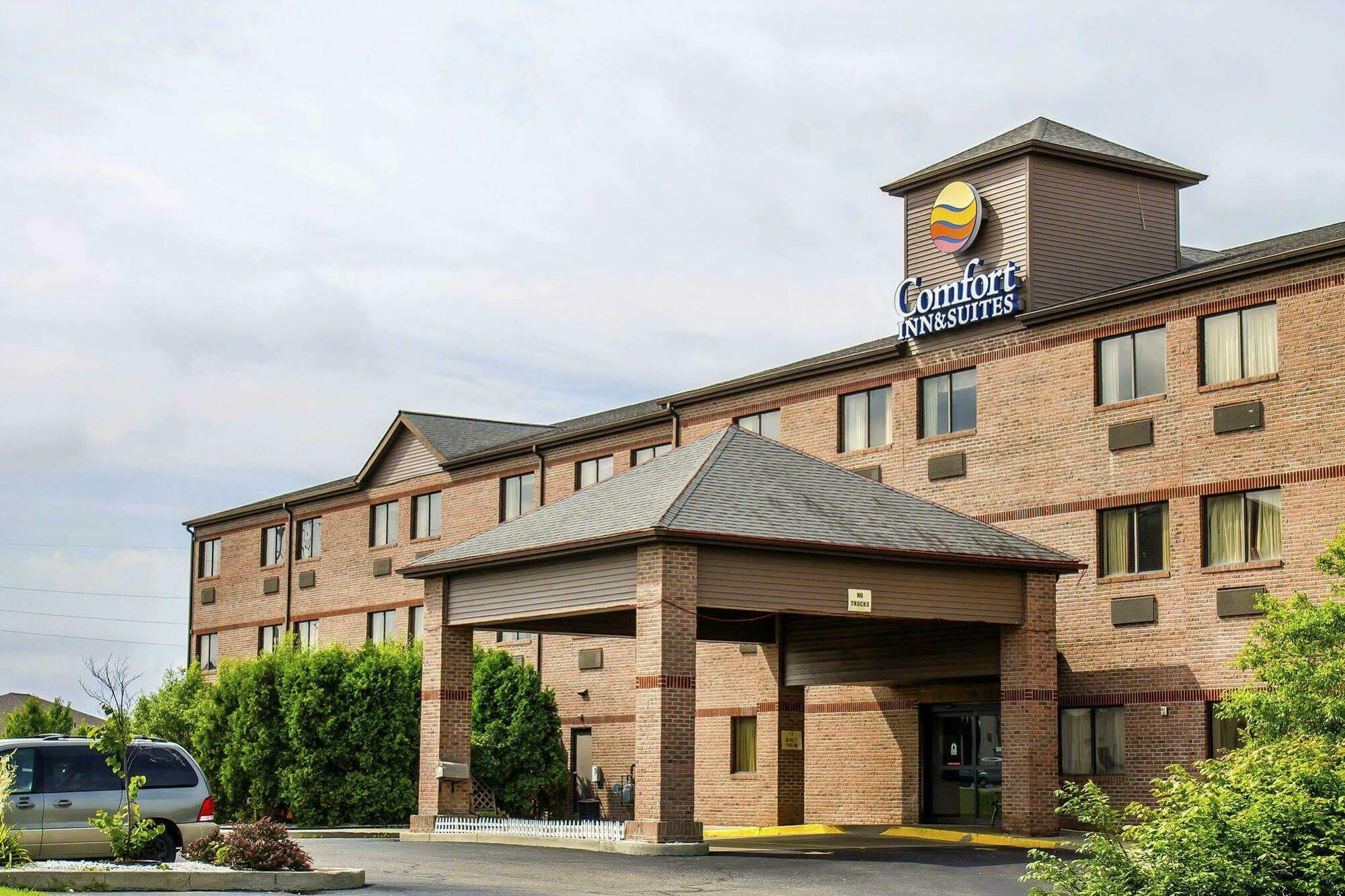 Comfort Inn & Suites Streetsboro - Kent Bagian luar foto